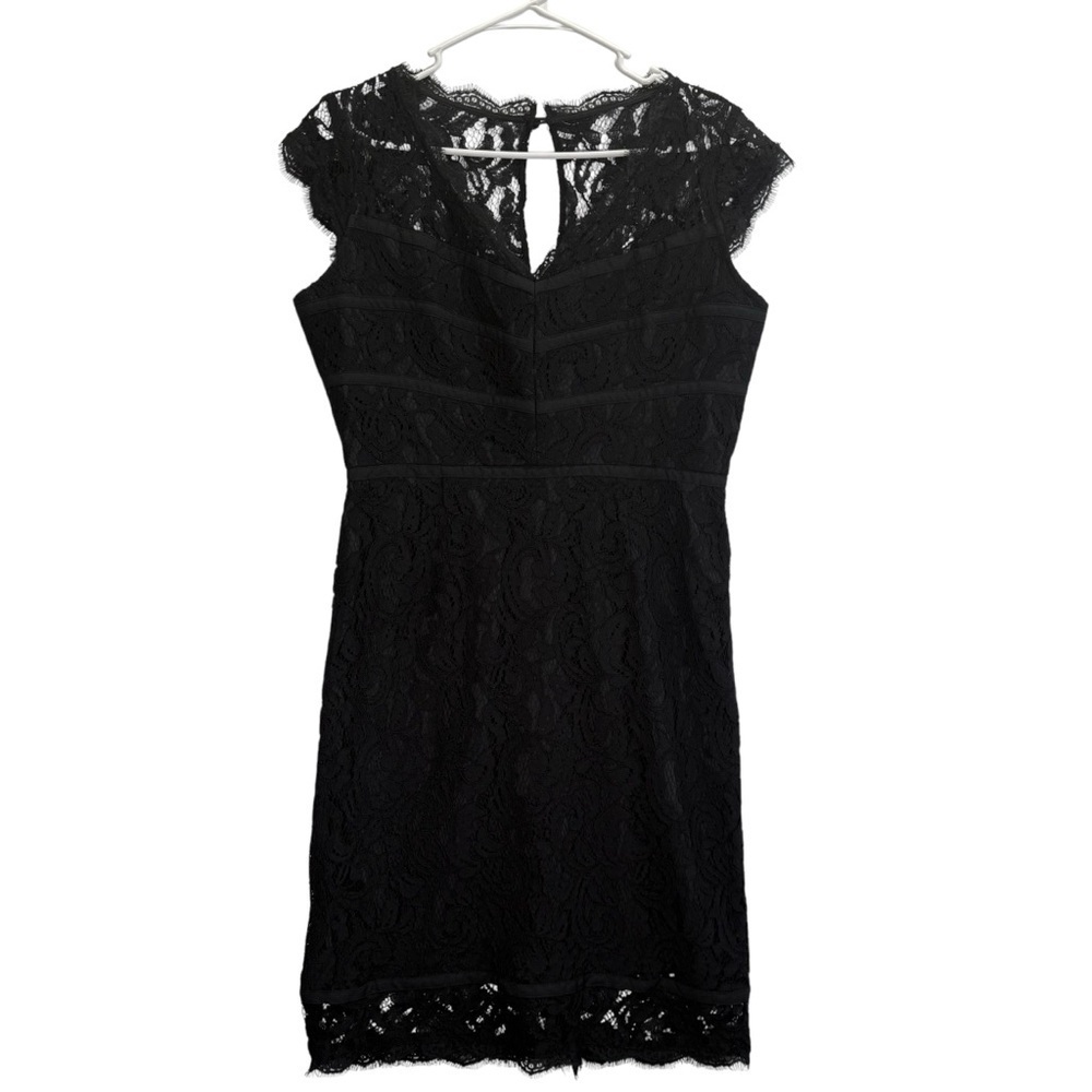 Adrianna Papell Black Lace Dress. Size 8